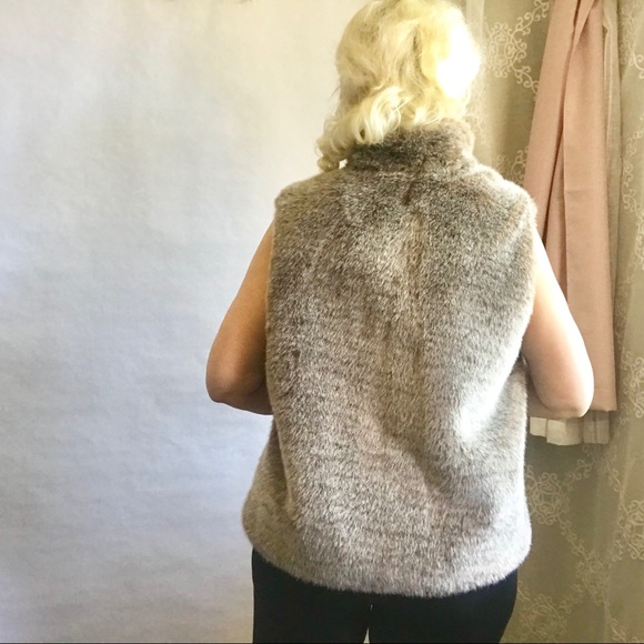 CHARTER CLUB Fur Interchangeable Vest - Picture 5 of 8